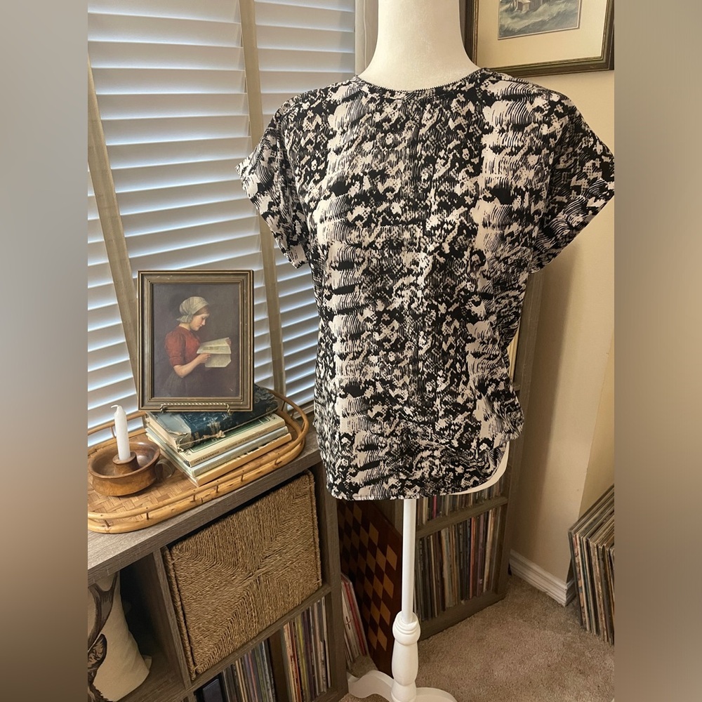 Reiss Size 8 Short Sleeve Black and White Ellie Print Patterned Top